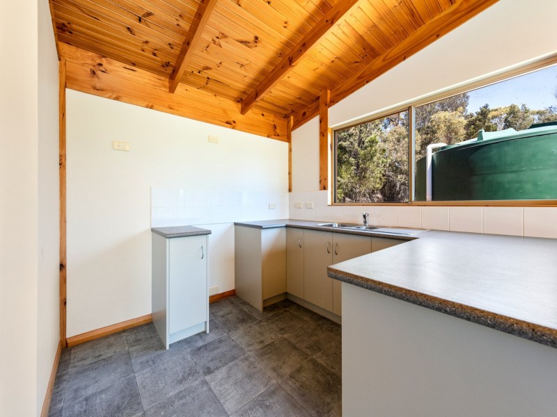 312 Wallaroo Road, Coles Bay TAS 7215