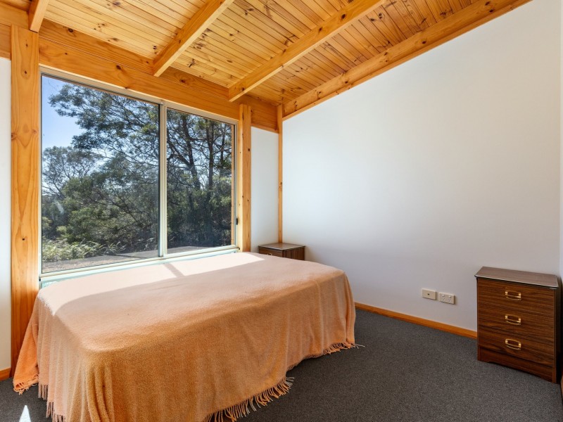 312 Wallaroo Road, Coles Bay TAS 7215