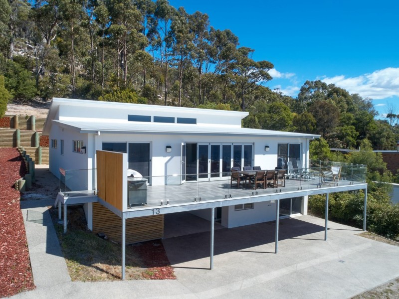 13 Levy Street, Bicheno TAS 7215