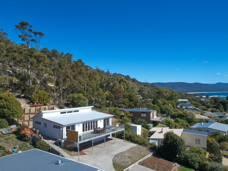 13 Levy Street, Bicheno TAS 7215