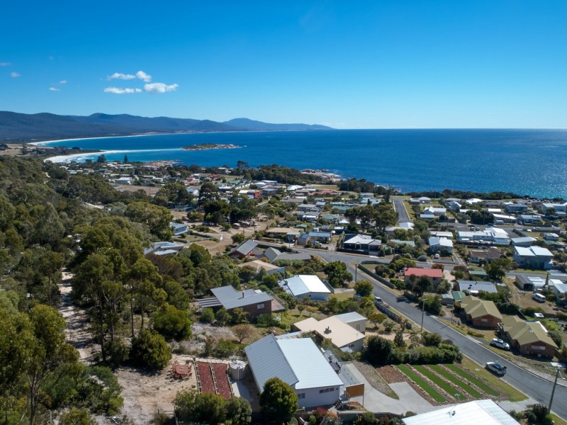 13 Levy Street, Bicheno TAS 7215