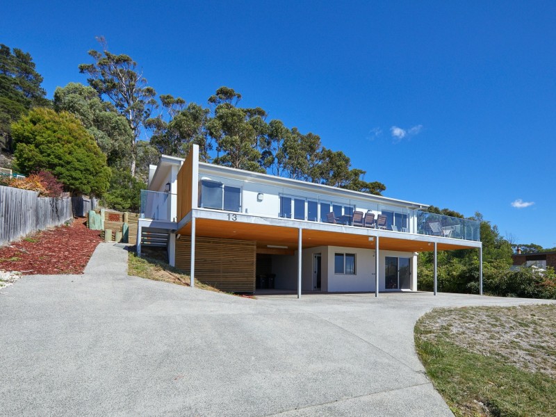 13 Levy Street, Bicheno TAS 7215