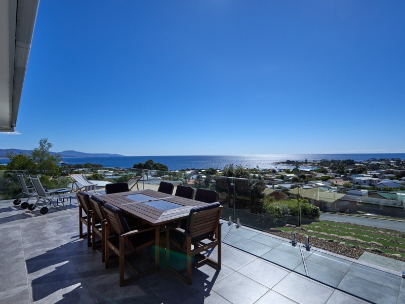 13 Levy Street, Bicheno TAS 7215