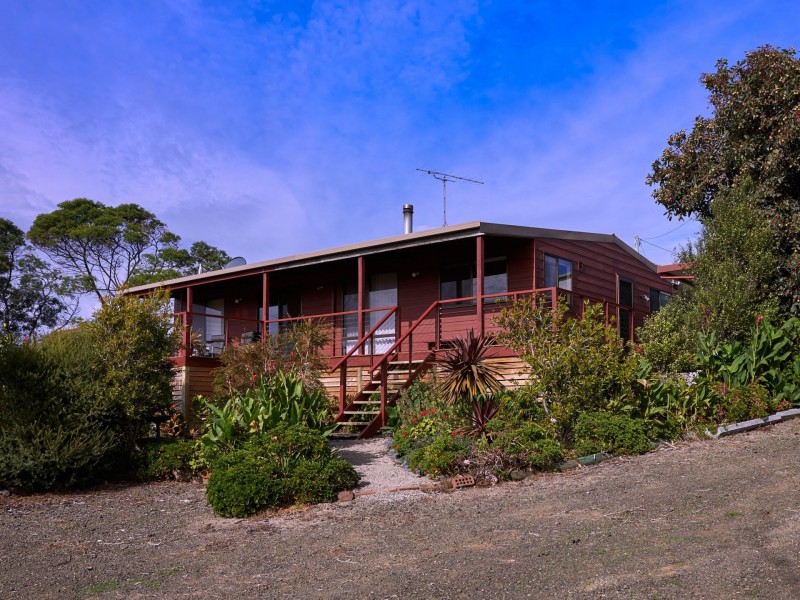 139 Swanwick Drive, Coles Bay TAS 7215