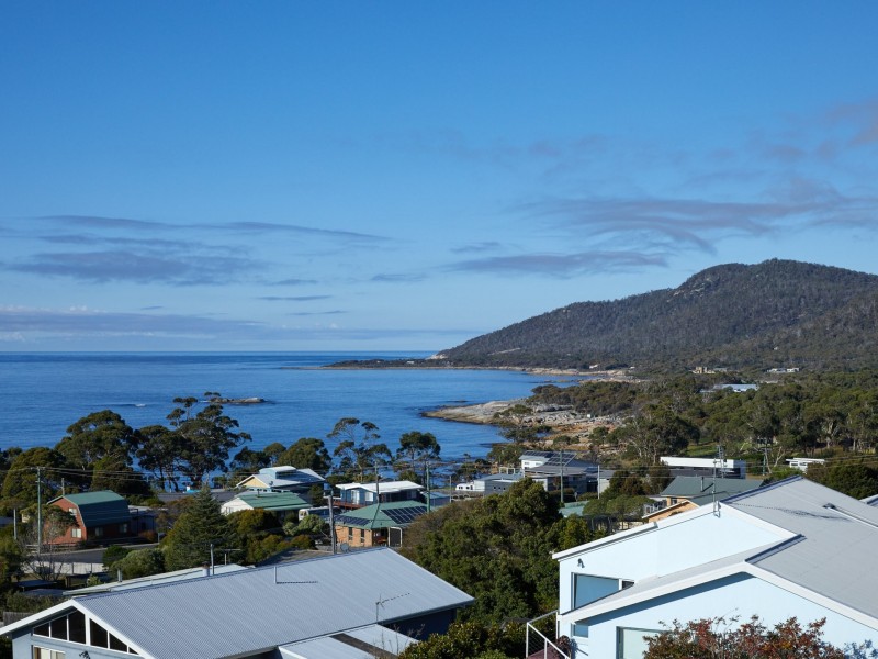 Unit 1/32 Douglas, Bicheno TAS 7215