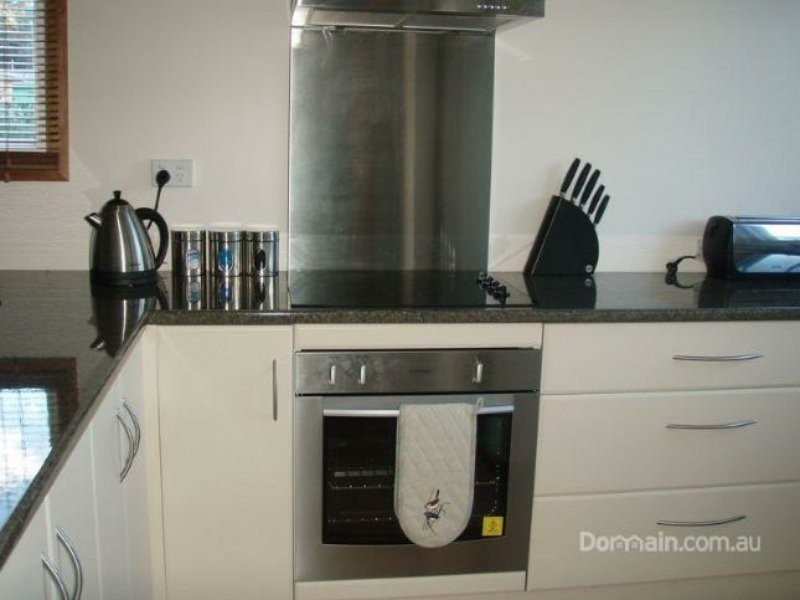 6 Burgess, Bicheno TAS 7215