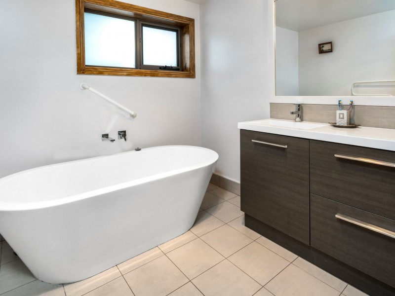 12 Barrett Avenue, Bicheno TAS 7215