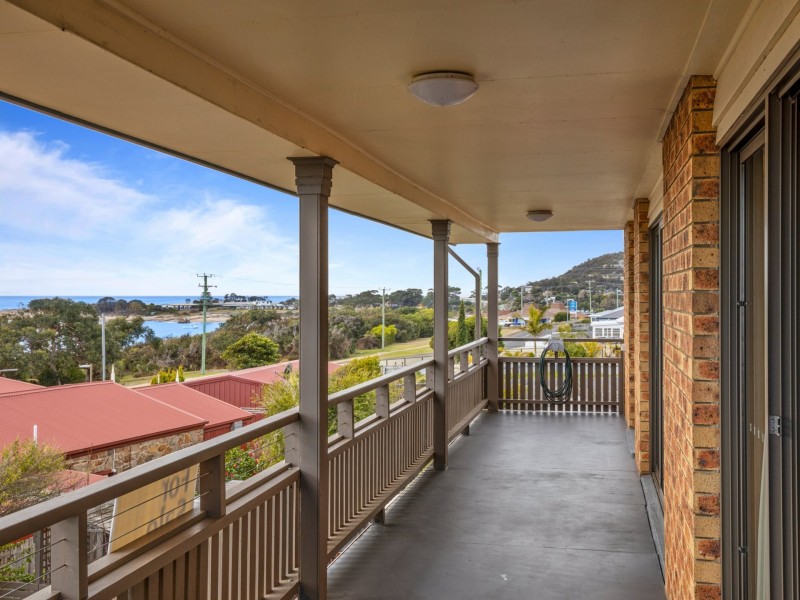 12 Barrett Avenue, Bicheno TAS 7215