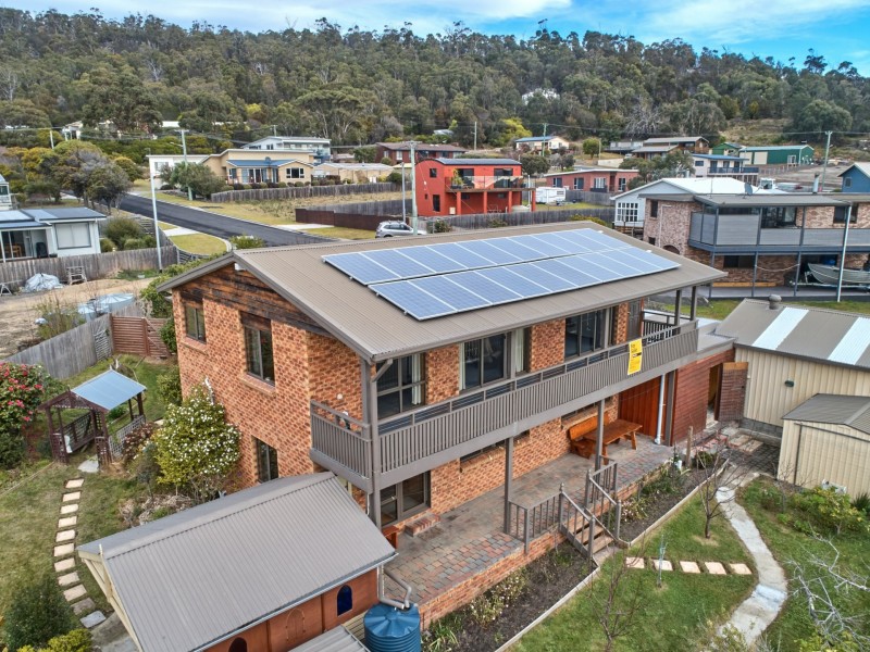 12 Barrett Avenue, Bicheno TAS 7215