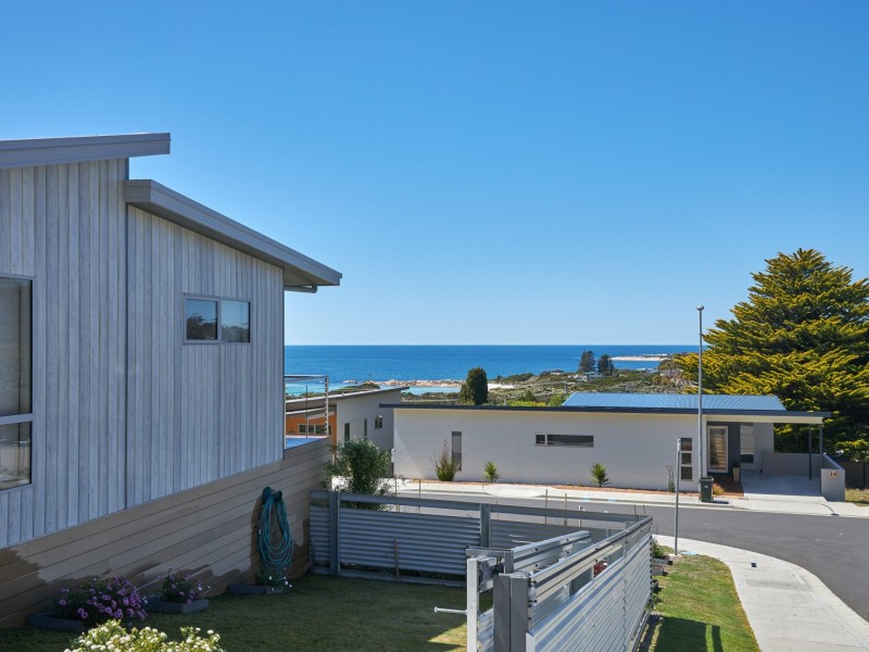 9 Sea Eagle Drive, Bicheno TAS 7215