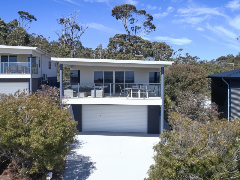 1/3 Gordon Heights, Bicheno TAS 7215