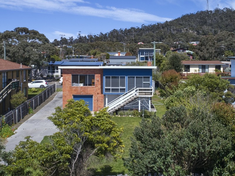 1 Beattie Avenue, Bicheno TAS 7215