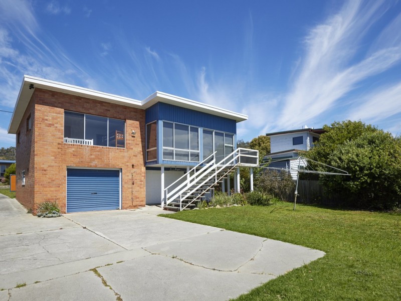 1 Beattie Avenue, Bicheno TAS 7215