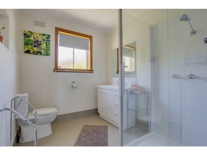 1 Beattie Avenue, Bicheno TAS 7215