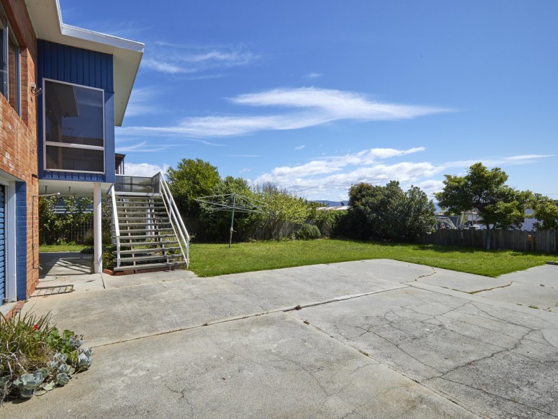 1 Beattie Avenue, Bicheno TAS 7215