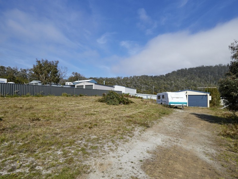 8 Wallace Avenue, Bicheno TAS 7215