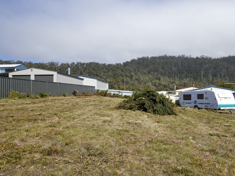 8 Wallace Avenue, Bicheno TAS 7215