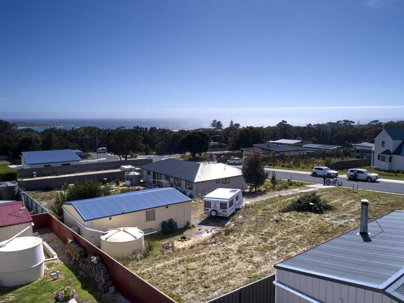 8 Wallace Avenue, Bicheno TAS 7215