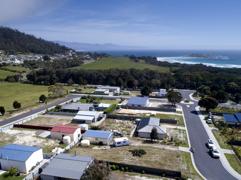 8 Wallace Avenue, Bicheno TAS 7215