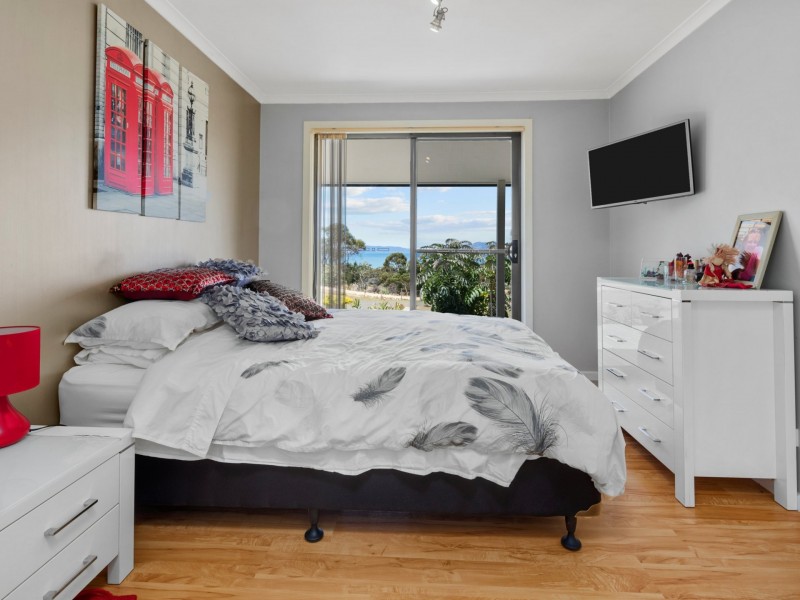 16 Cathcart Street, Swansea TAS 7190