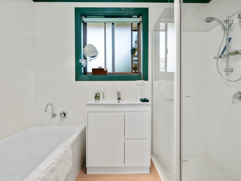 16 Cathcart Street, Swansea TAS 7190