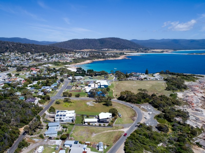 55 Waubs Esplanade, Bicheno TAS 7215