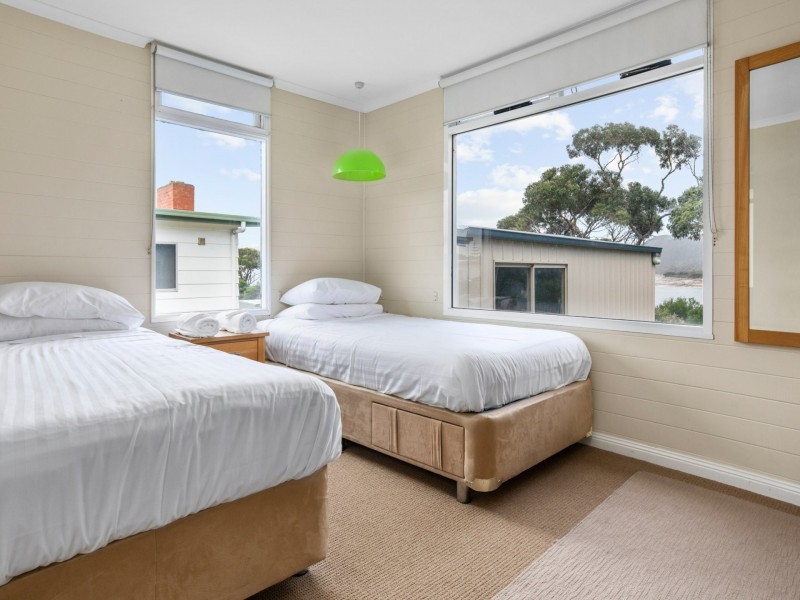 15 Weily Avenue, Bicheno TAS 7215