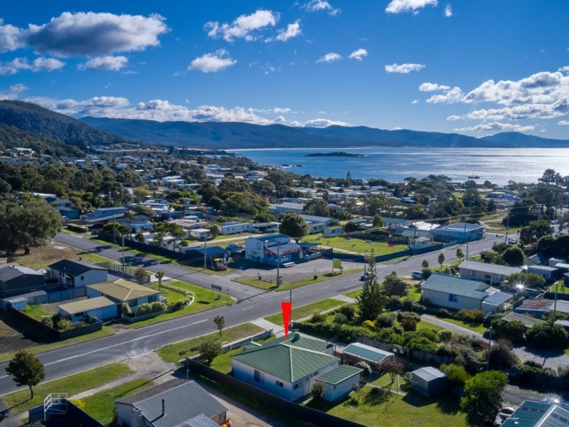 39 Burgess Street, Bicheno TAS 7215
