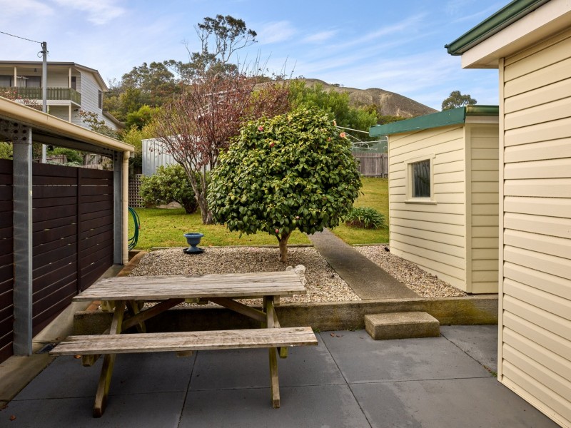 39 Burgess Street, Bicheno TAS 7215