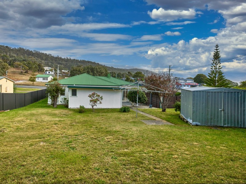 39 Burgess Street, Bicheno TAS 7215