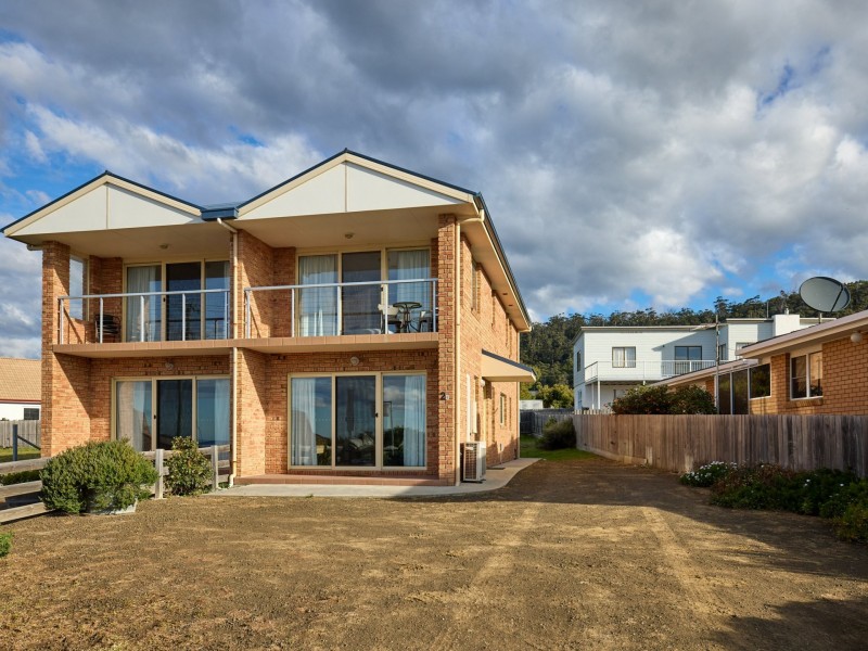 Unit 1/2B Tasman Highway, Bicheno TAS 7215