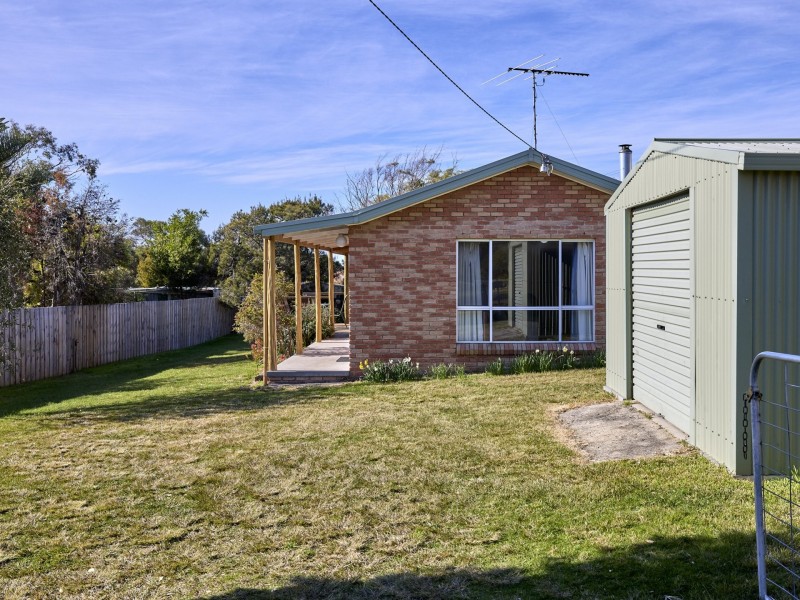 4 Nailer Ave, Bicheno TAS 7215