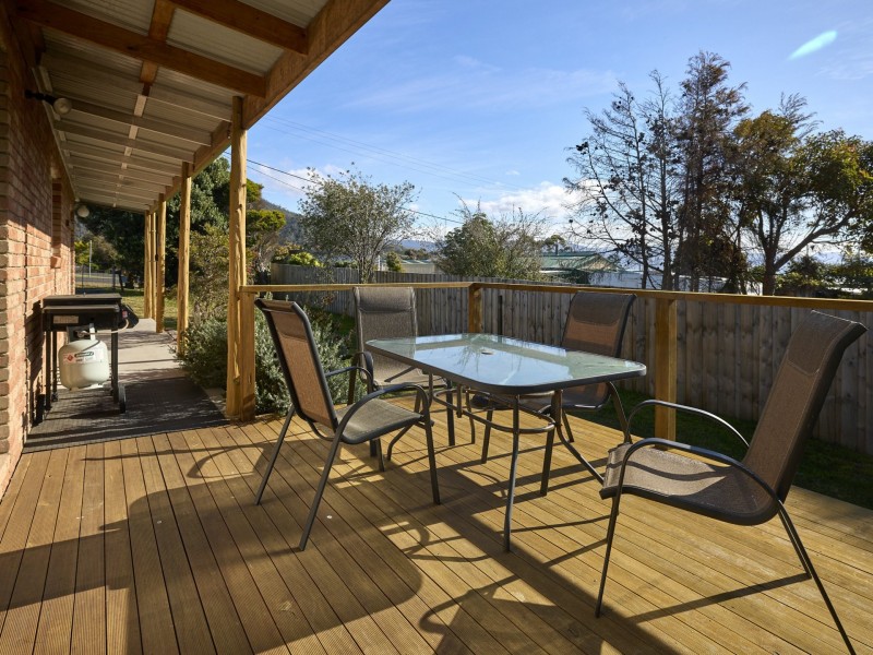 4 Nailer Ave, Bicheno TAS 7215
