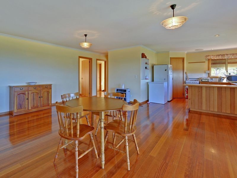 RA 21019 Tasman Highway, Chain Of Lagoons TAS 7215