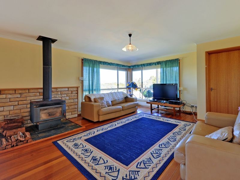 RA 21019 Tasman Highway, Chain Of Lagoons TAS 7215