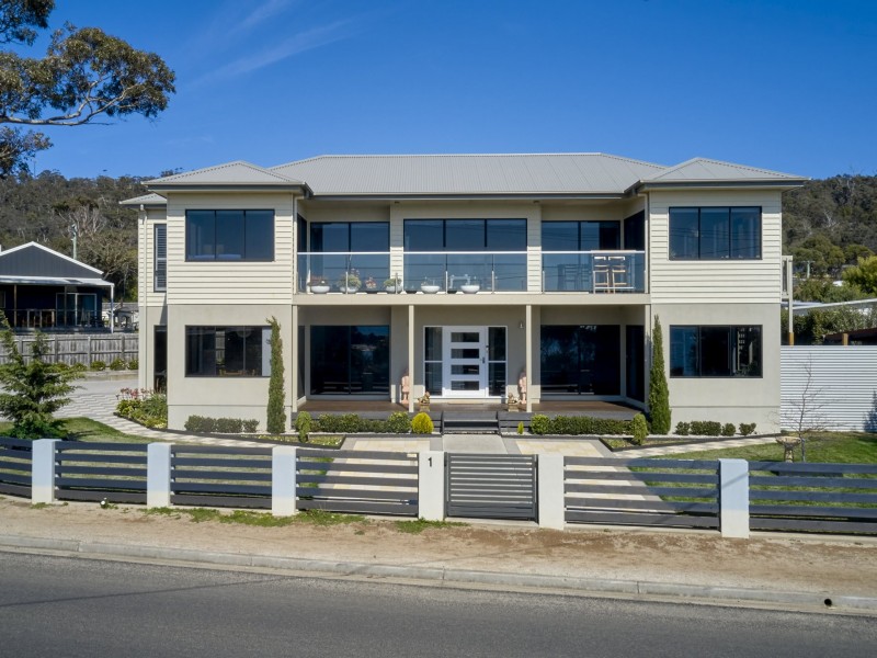 1 Sinclair Street, Bicheno TAS 7215