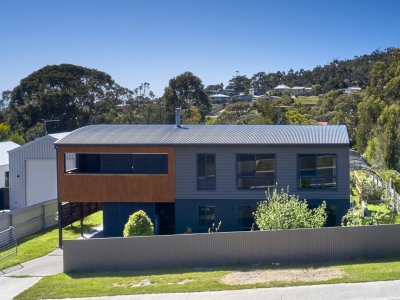 11 Rose Street, Bicheno TAS 7215