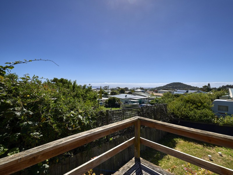 Unit 1/4 Levy Street, Bicheno TAS 7215