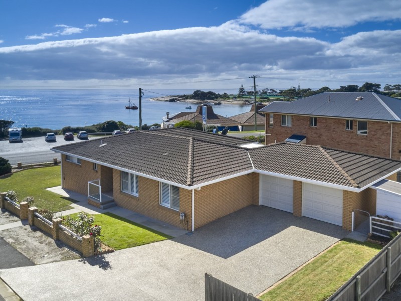 4 Tasman Highway, Bicheno TAS 7215