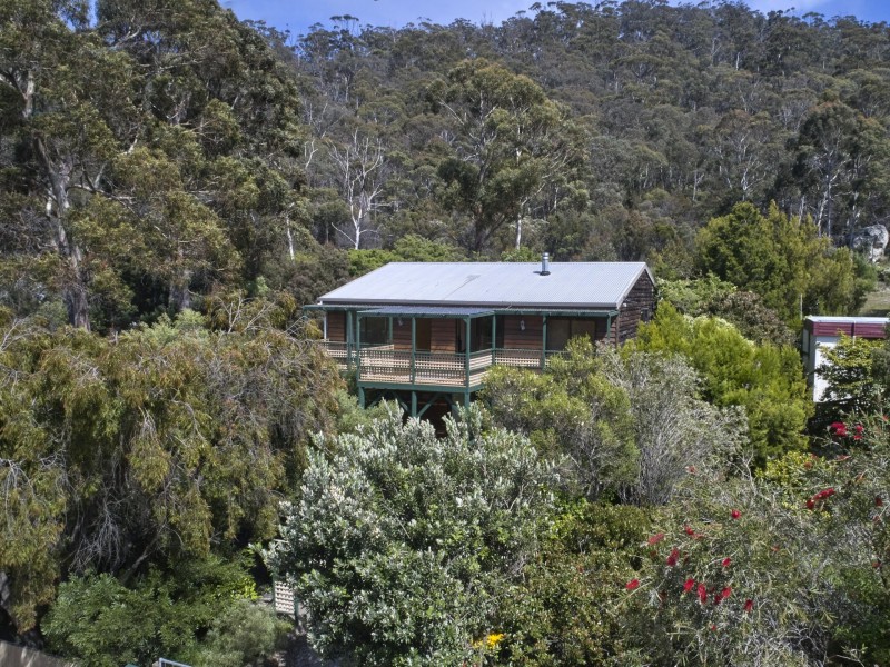 4 Burgess Street, Bicheno TAS 7215