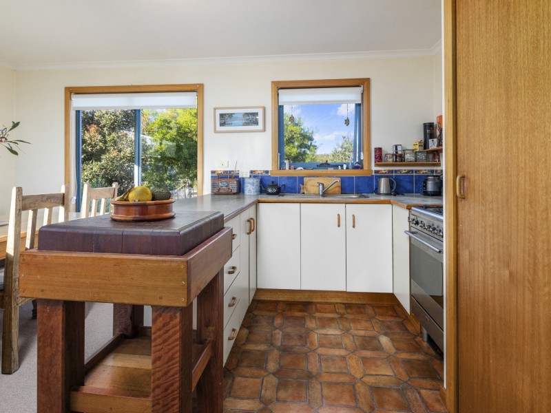 6 Swanwick Drive, Coles Bay TAS 7215