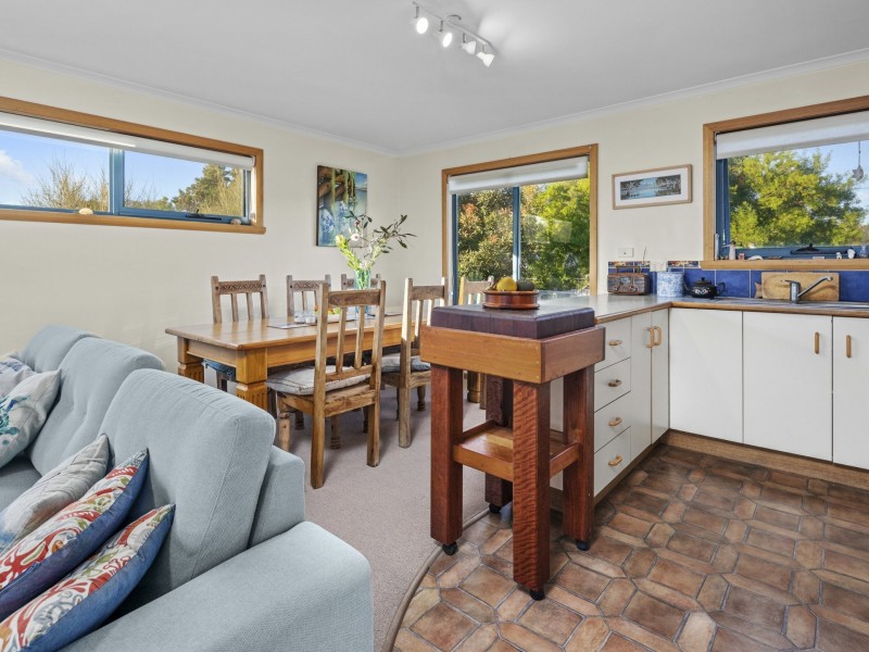 6 Swanwick Drive, Coles Bay TAS 7215