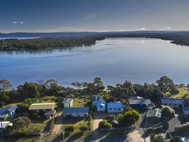 6 Swanwick Drive, Coles Bay TAS 7215
