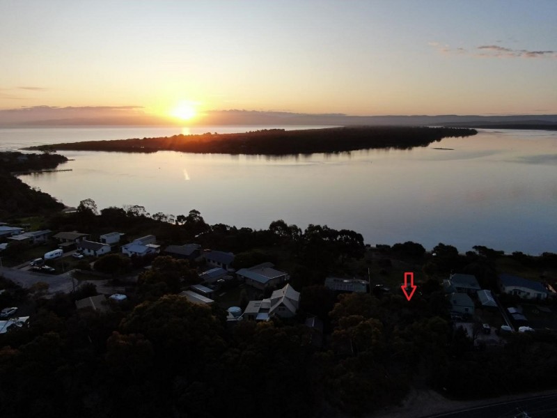 2010 COLES ROAD, Coles Bay TAS 7215