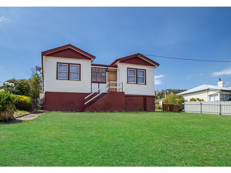 32 Lachlan Road, New Norfolk TAS 7140