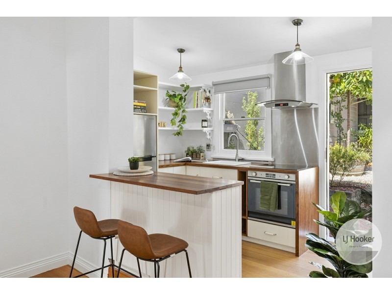 16 Pitt Street, North Hobart TAS 7000