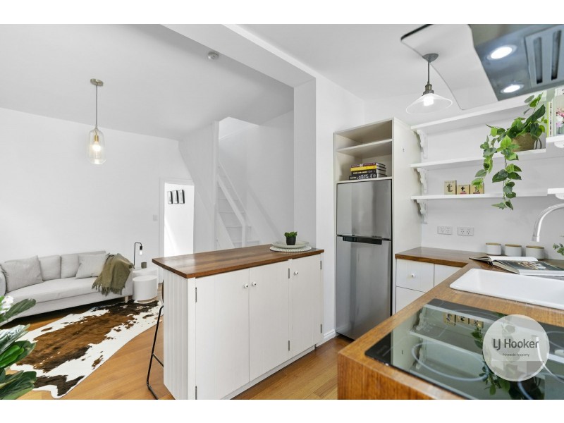 16 Pitt Street, North Hobart TAS 7000