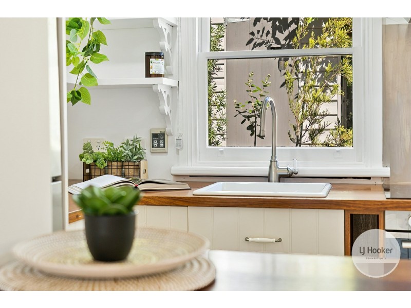 16 Pitt Street, North Hobart TAS 7000