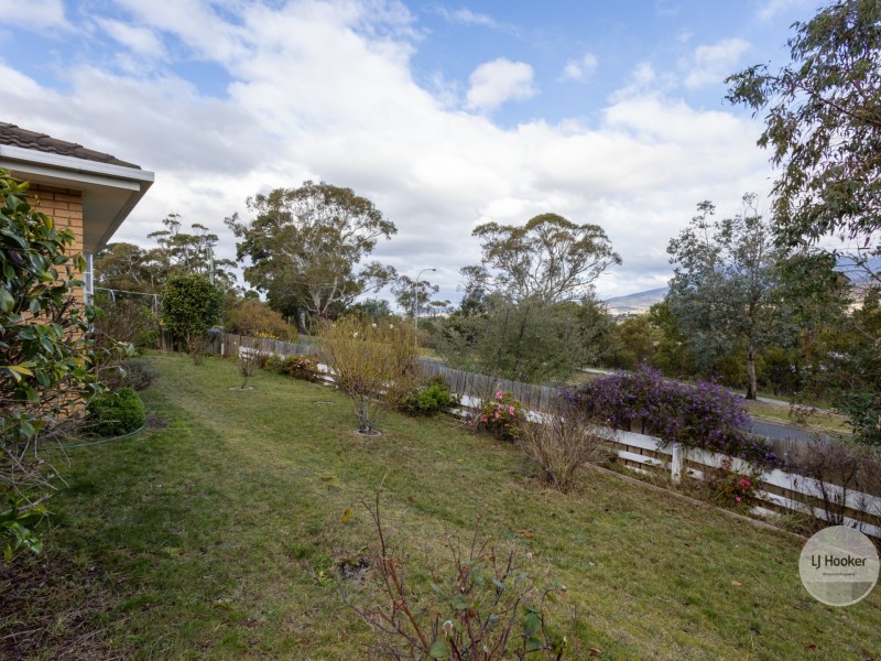 4/2a Somerdale Road, Claremont TAS 7011