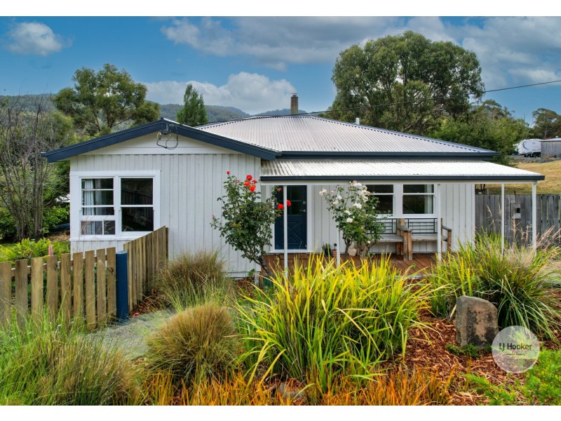 560 Collinsvale Road, Collinsvale TAS 7012